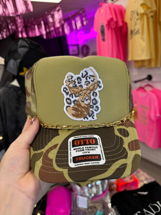 Leopard Deer Trucker