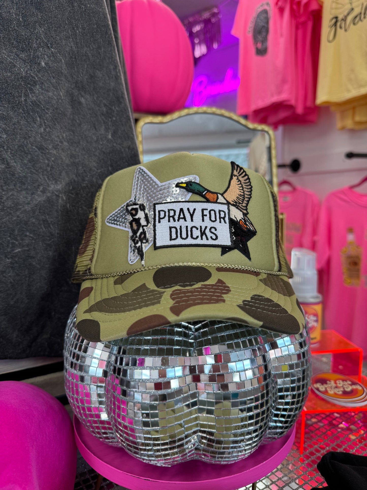 PRAY FOR DUCKS TRUCKER